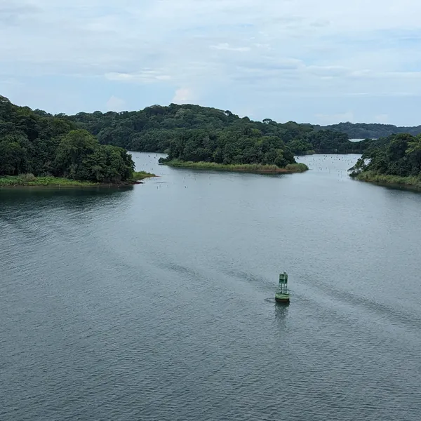 Islands in the canal