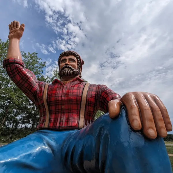 Giant Paul Bunyan