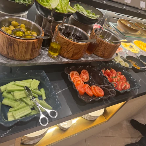 Breakfast at the Intercontinental Istanbul