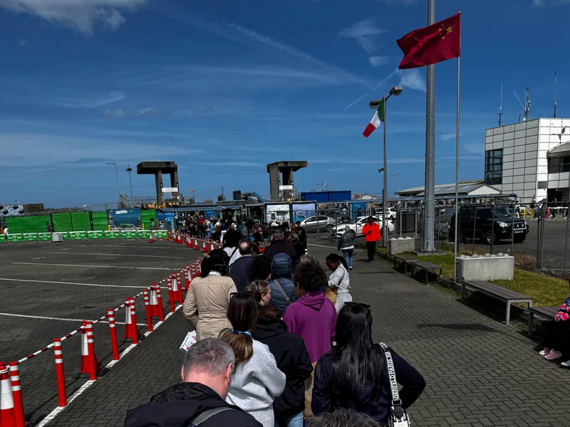 Line back to ship