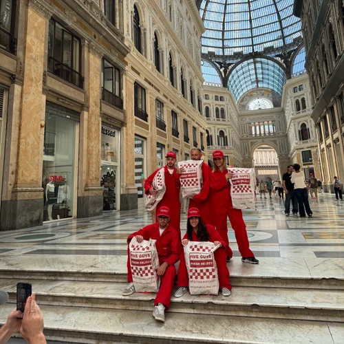 Galleria Umberto I Five Guys