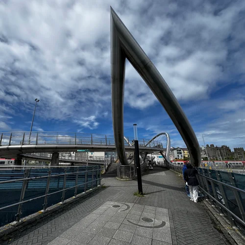 Walk from Holyhead Cruise Terminal / Train Station
