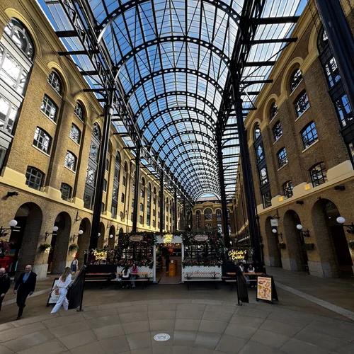 Hay's Galleria London