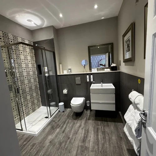 Dover Marina Hotel & Spa, Tapestry Collection by Hilton