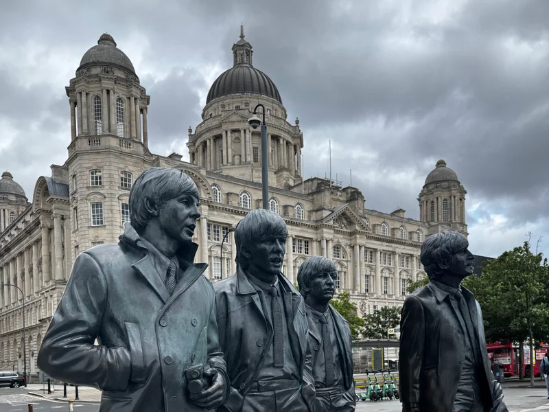 Beatles statue and Liver building